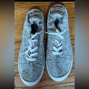 Tommy bahama no tie memory foam sneakers